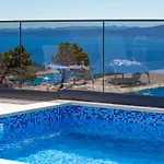 Mira With Fantastic Sea View Villa *