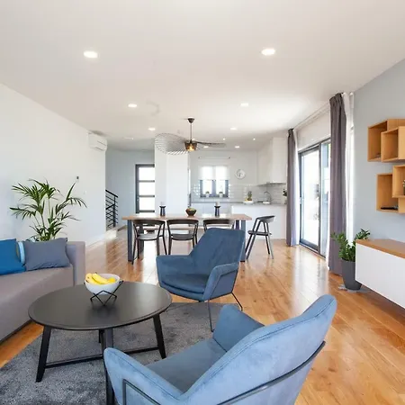 Mira With Fantastic Sea View *