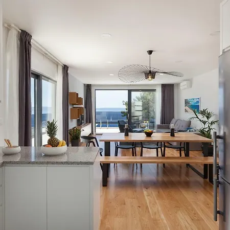 Mira With Fantastic Sea View Villa *